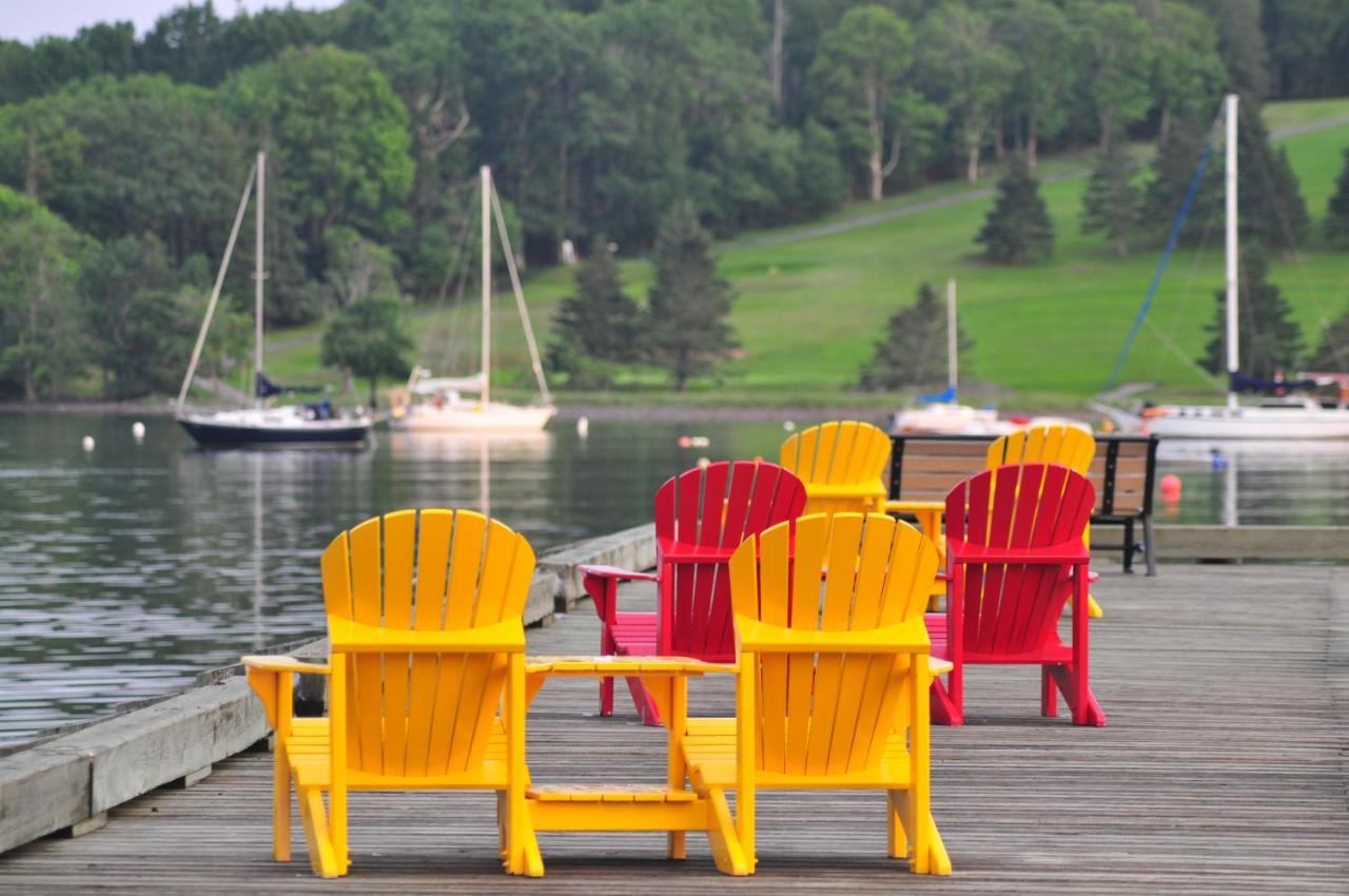 Smugglers Cove Inn Lunenburg Dış mekan fotoğraf